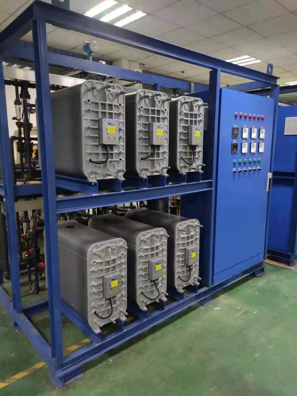 1625647519909090592.jpg 31.jpg